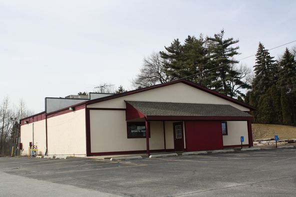 Stadium Sports Bar: 1468 Joliet St., Dyer, IN 46311